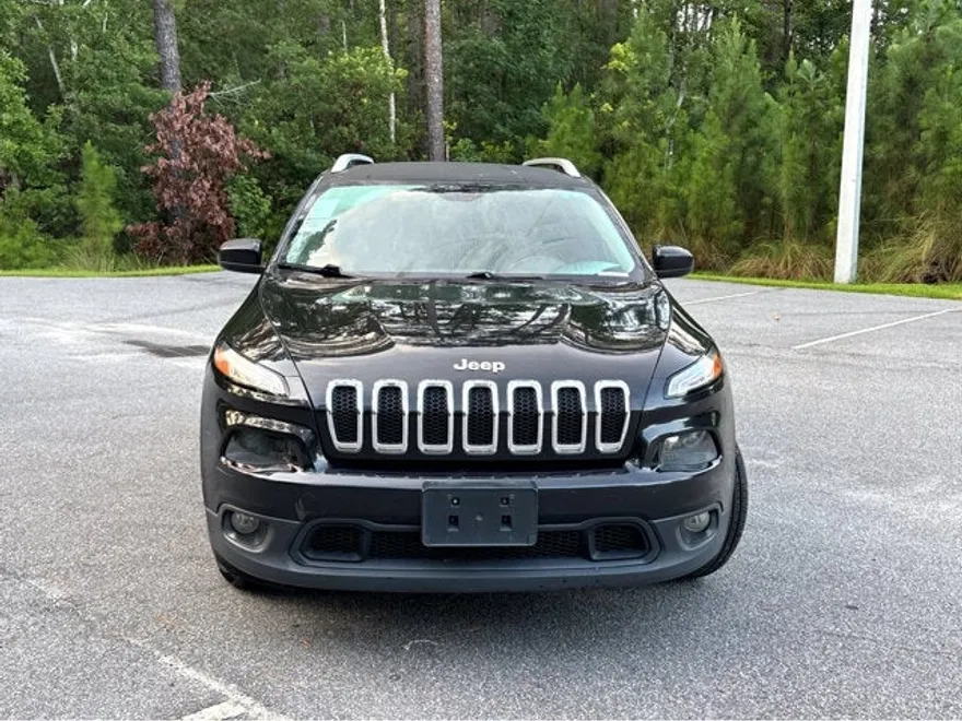 2014 Jeep Cherokee Latitude photo 1