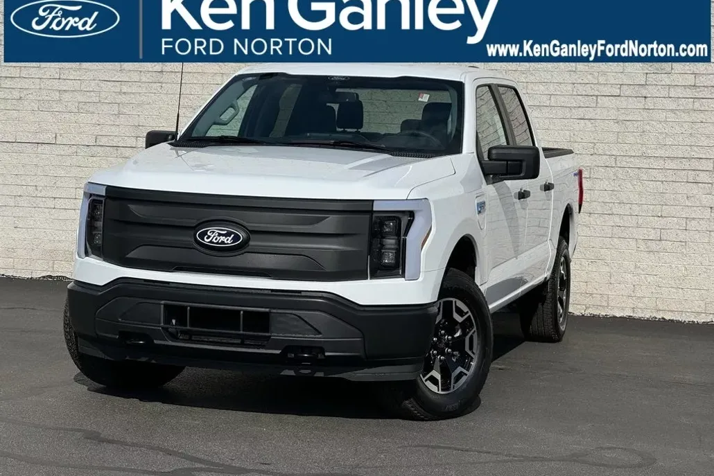 2024 Ford F-150 Lightning photo 1
