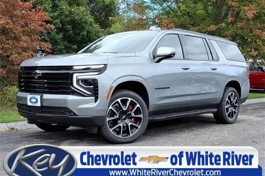 2025 Chevrolet Suburban RST photo 1