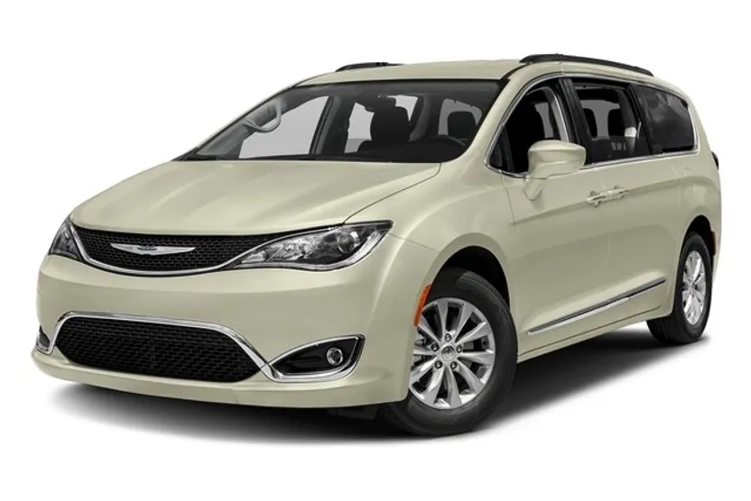 2017 Chrysler Pacifica Touring Plus photo 1