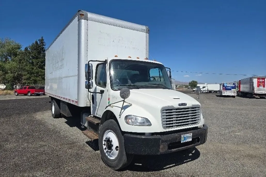 2015 Freightliner M2 106 Medium Duty photo 1