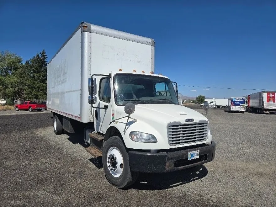 2015 Freightliner M2 106 Medium Duty photo 1