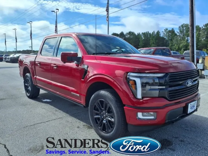 2025 Ford F-150 Platinum photo 1
