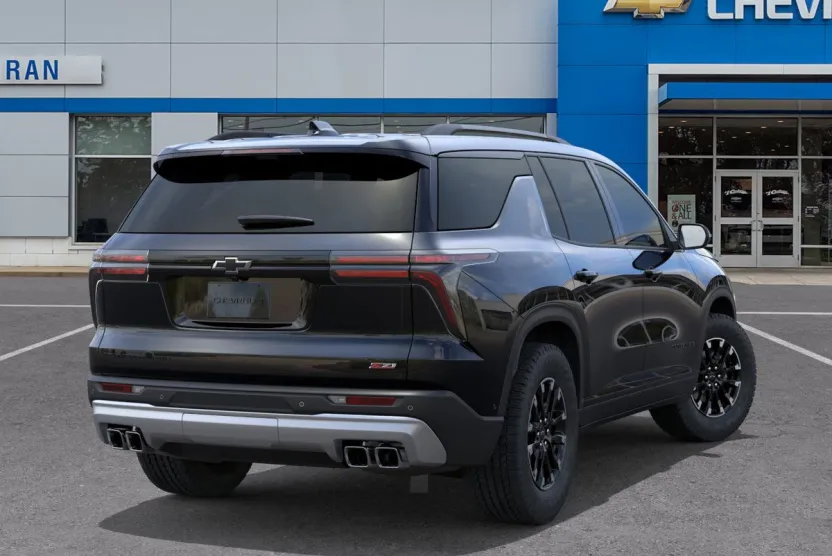 2026 Chevrolet Traverse Z71 photo 1