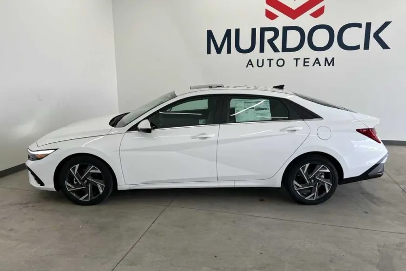 2025 Hyundai Elantra Hybrid Limited photo 1