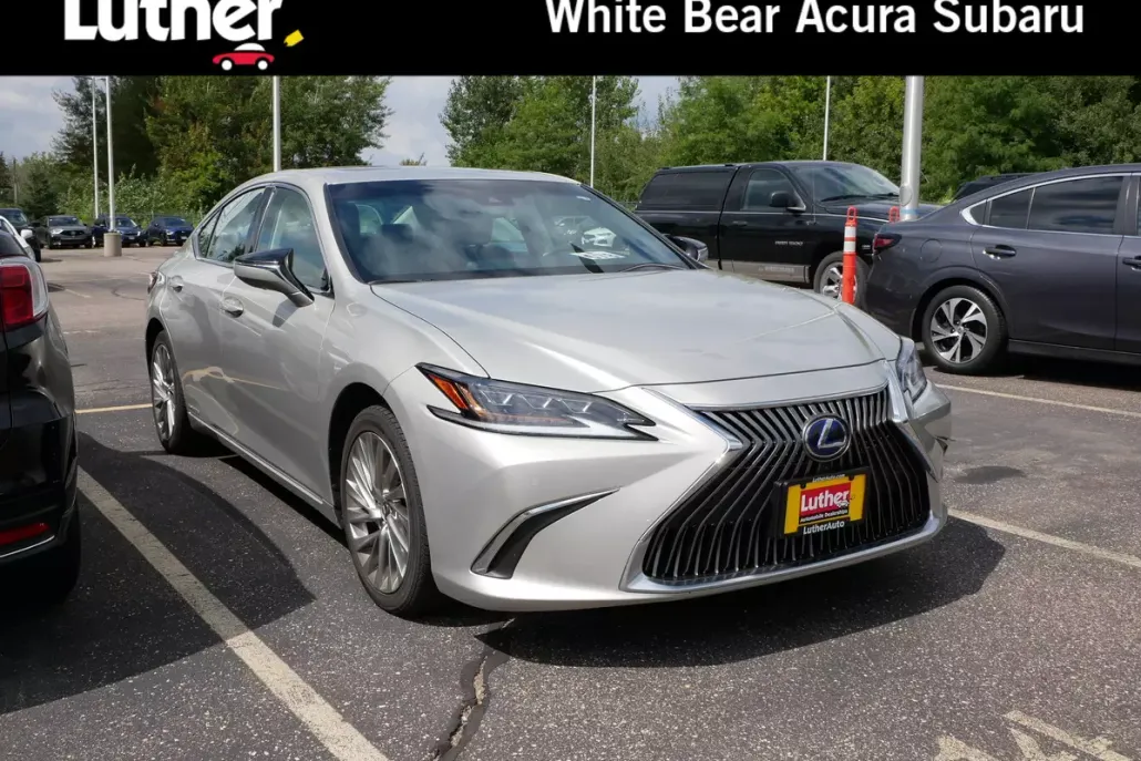 2020 Lexus ES 300h Luxury photo 1