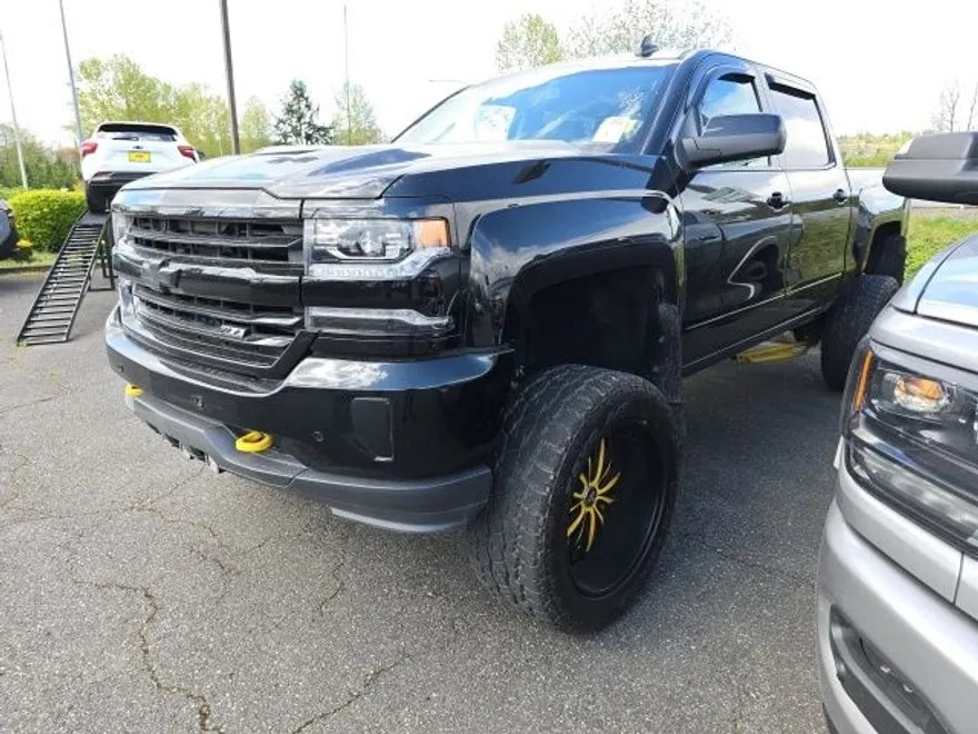 2017 Chevrolet Silverado 1500 LTZ photo 1