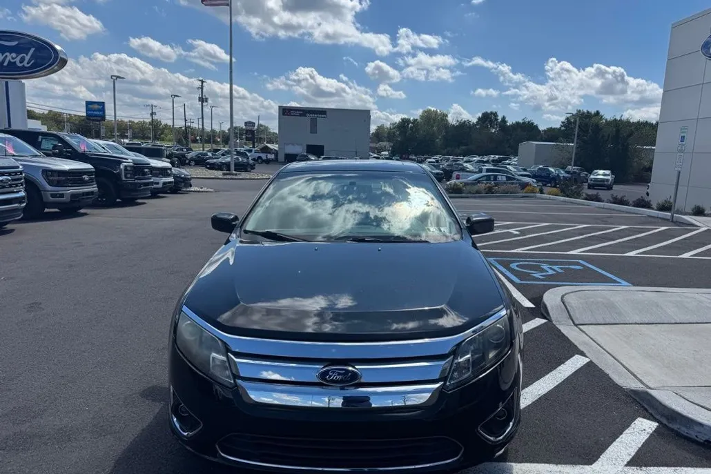 2010 Ford Fusion Hybrid photo 1