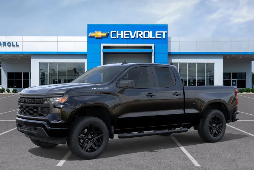 2026 Chevrolet Silverado 1500 Custom photo 1