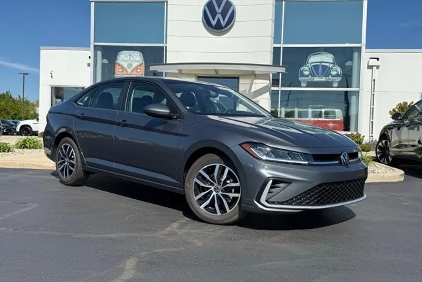 2025 Volkswagen Jetta 1.5T SE photo 1