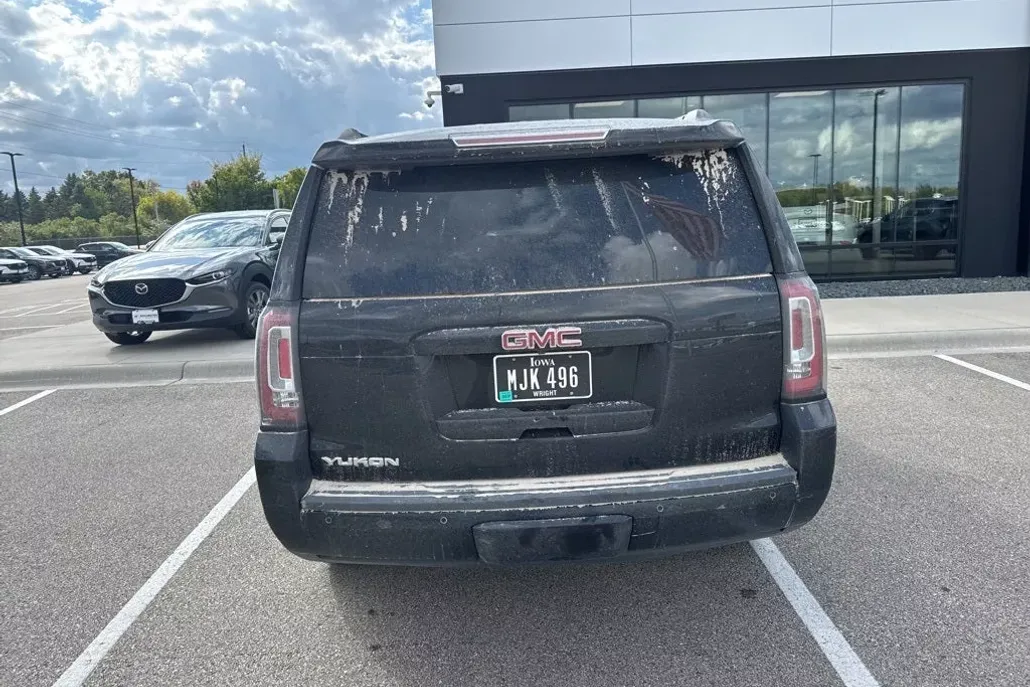 2020 Gmc Yukon SLT photo 1