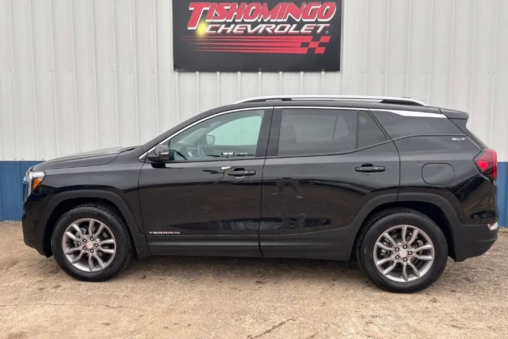 2024 Gmc Terrain SLT photo 1