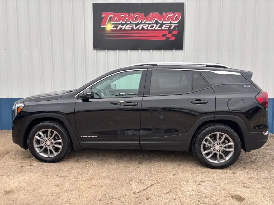 2024 Gmc Terrain SLT photo 1