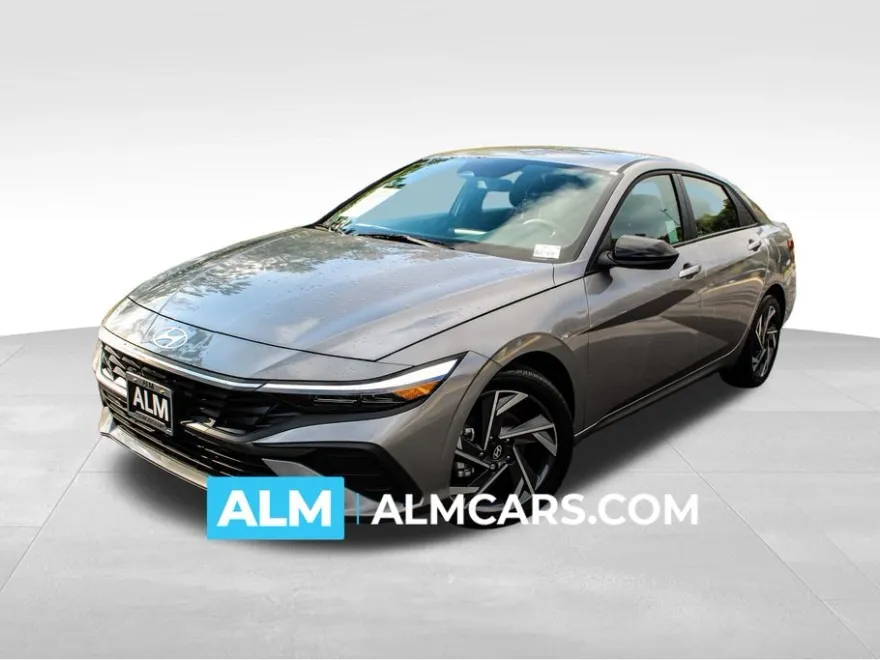 2025 Hyundai Elantra SEL Sport photo 1