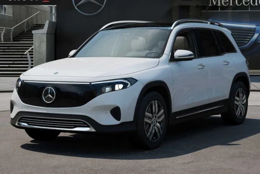 2025 Mercedes Benz EQB 300 4MATIC photo 1