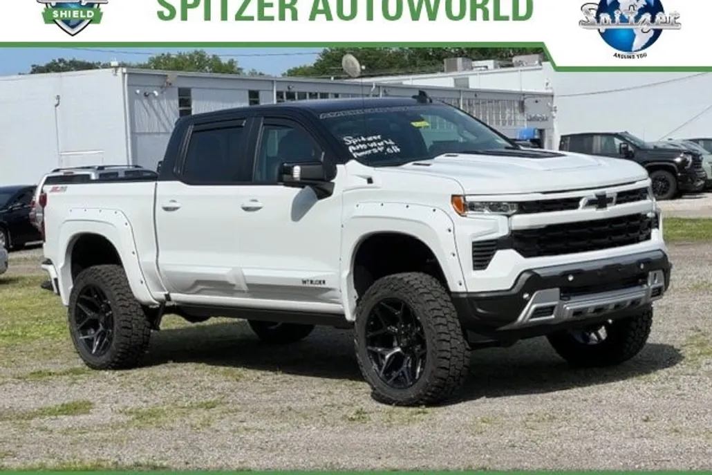 2025 Chevrolet Silverado 1500 RST photo 1