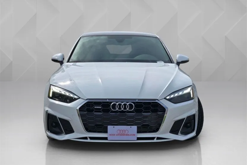 2023 Audi A5 45 S line Premium photo 1