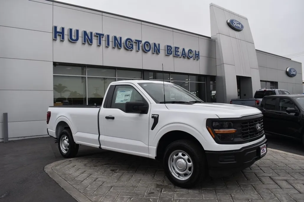 2025 Ford F-150 XL photo 1