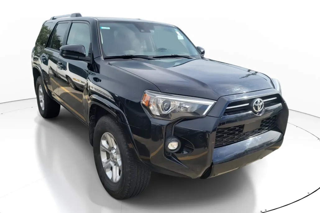 2021 Toyota 4Runner SR5 photo 1