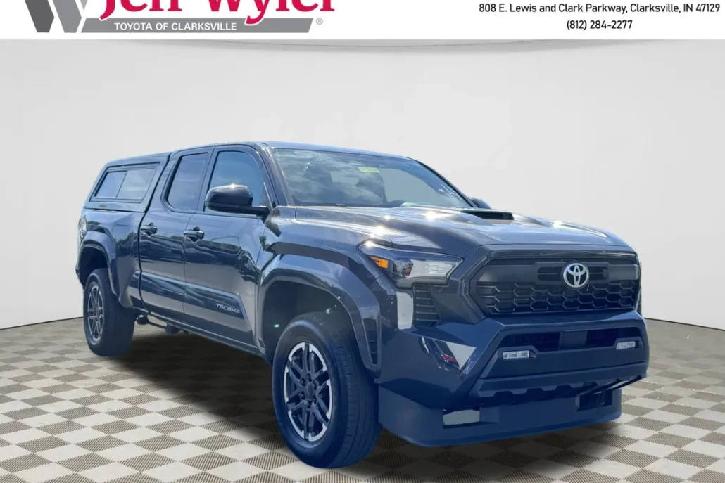 2024 Toyota Tacoma TRD Sport Double Cab photo 1