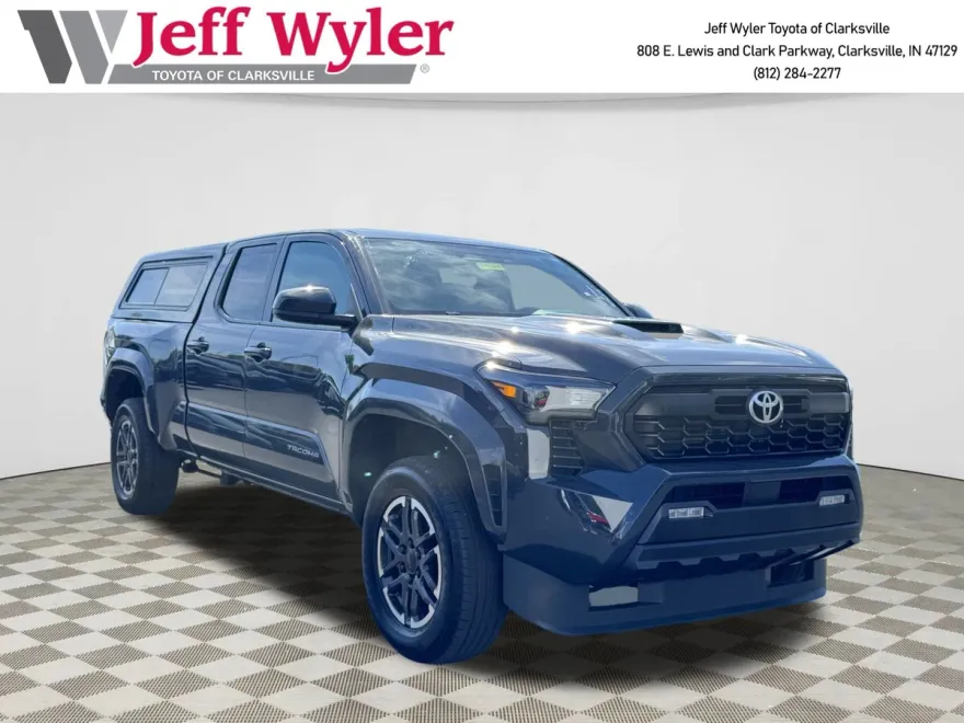 2024 Toyota Tacoma TRD Sport Double Cab photo 1