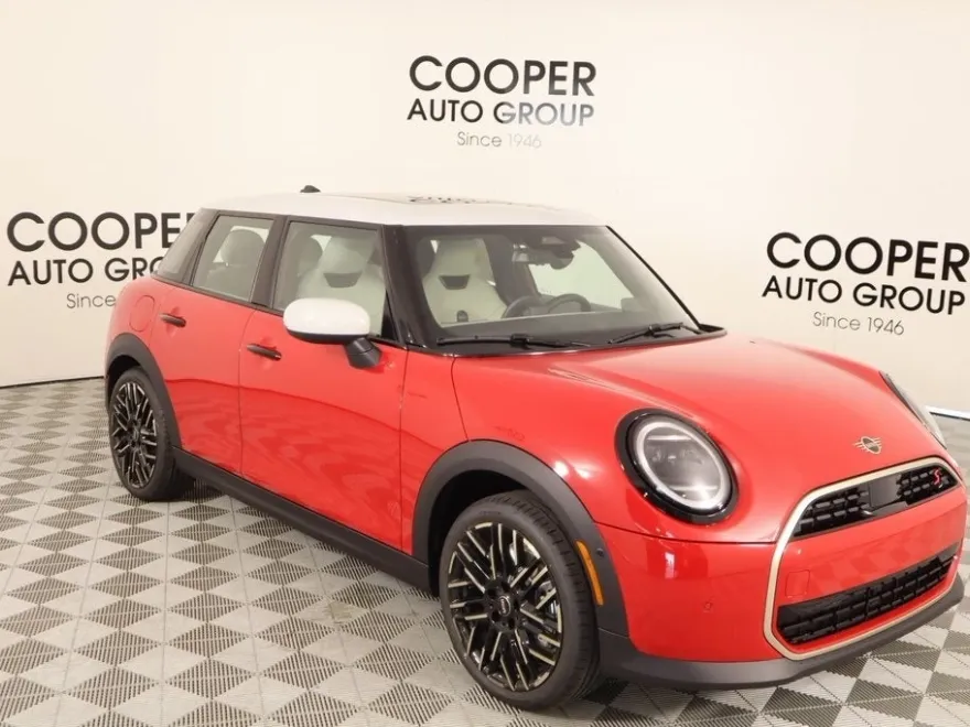 2025 Mini Cooper Signature photo 1
