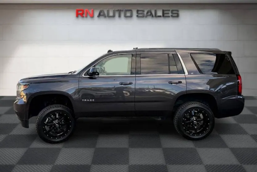 2015 Chevrolet Tahoe LT photo 1