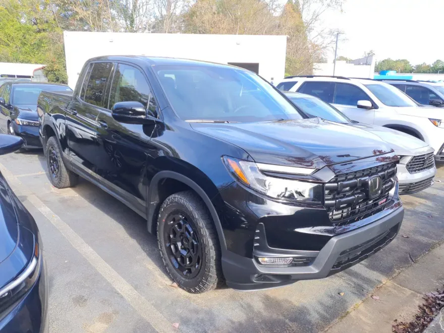 2025 Honda Ridgeline Sport photo 1