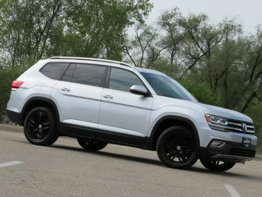 2018 Volkswagen Atlas V6 SEL photo 1
