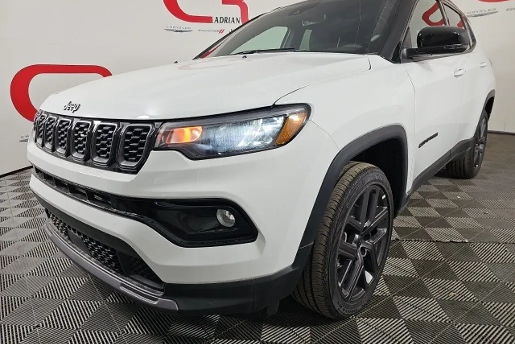 2026 Jeep Compass Limited Altitude photo 1