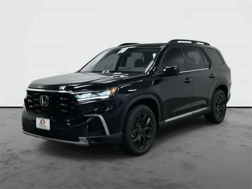 2025 Honda Pilot Touring photo 1