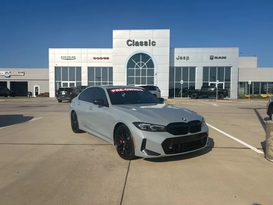 2023 Bmw 330i Sedan photo 1