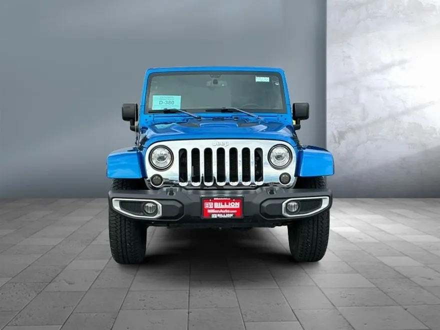 2015 Jeep Wrangler Unlimited Sahara photo 1
