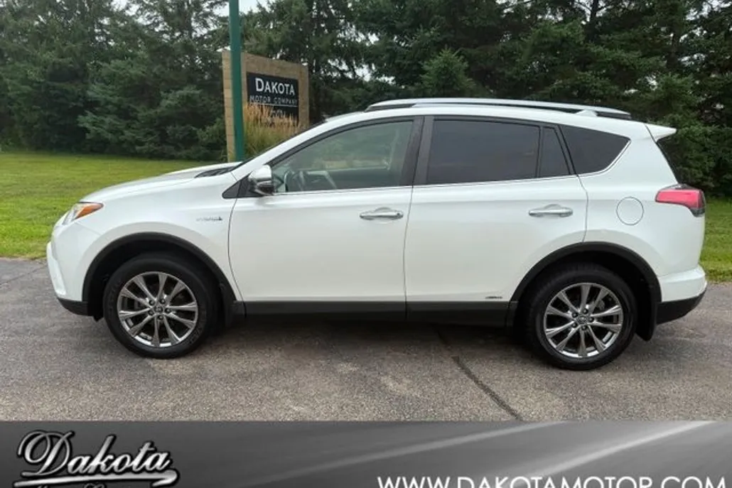 2018 Toyota RAV4 Hybrid Limited photo 1