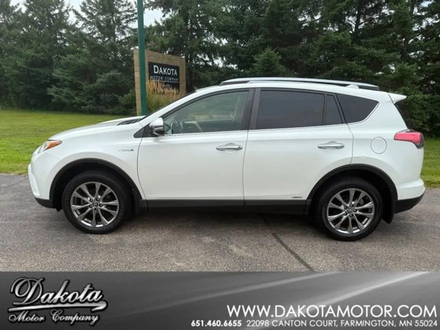 2018 Toyota RAV4 Hybrid Limited photo 1