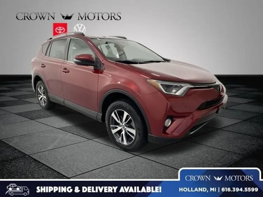 2018 Toyota RAV4 XLE photo 1