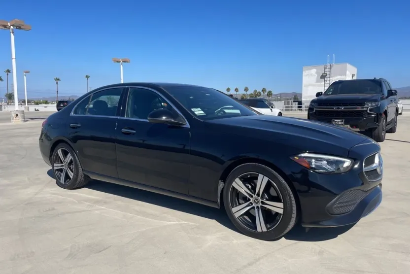 2022 Mercedes Benz C 300 photo 1