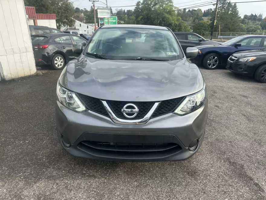 2017 Nissan Rogue Sport SL photo 1