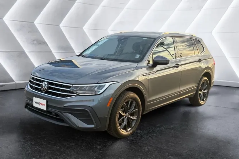 2024 Volkswagen Tiguan SE Wolfsburg Edition photo 1