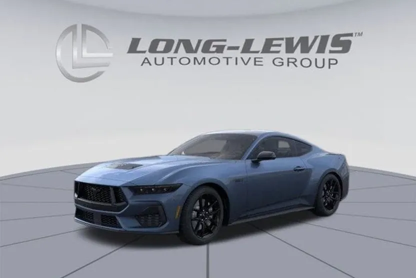 2025 Ford Mustang GT photo 1