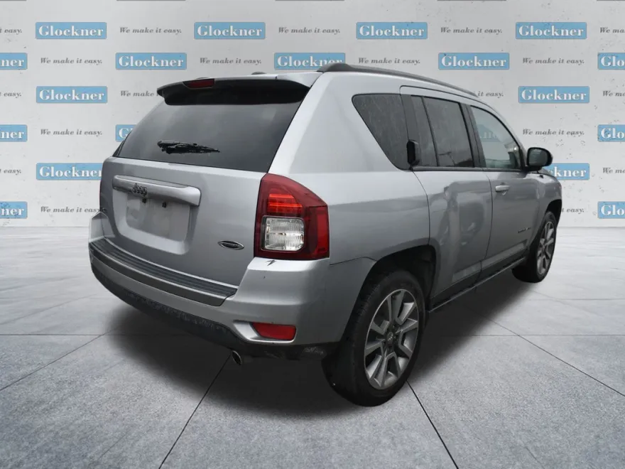 2017 Jeep Compass Sport photo 1