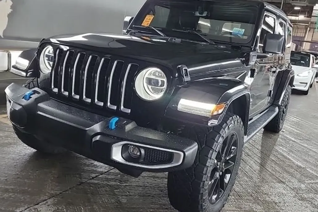 2022 Jeep Wrangler Unlimited Sahara 4xe photo 1