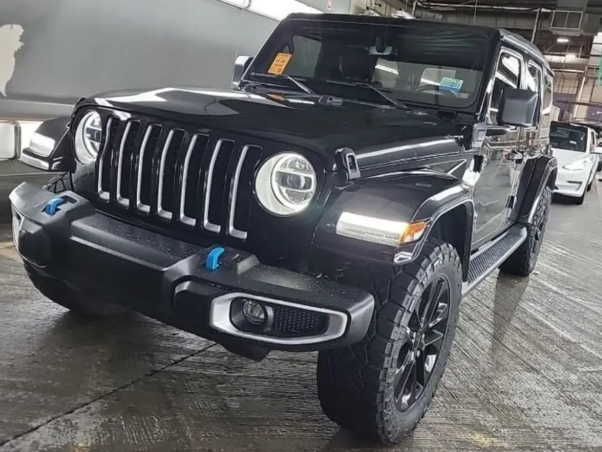 2022 Jeep Wrangler Unlimited Sahara 4xe photo 1