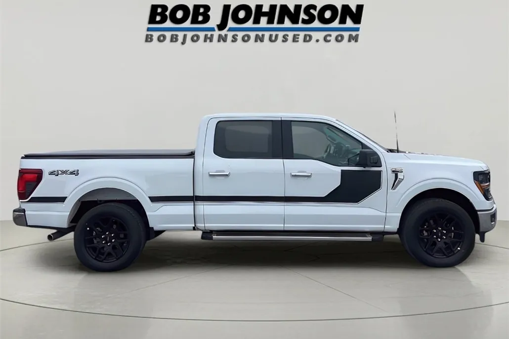 2024 Ford F-150 XLT photo 1