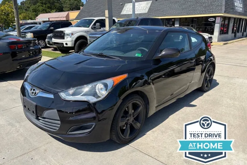 2015 Hyundai Veloster photo 1