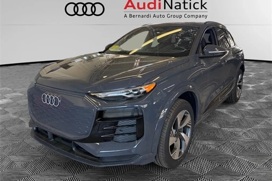 2025 Audi Q6 E-tron Premium photo 1