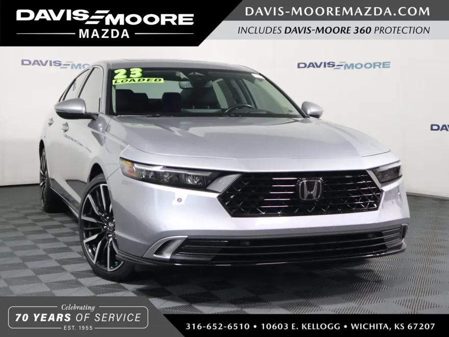 2023 Honda Accord Hybrid Touring photo 1
