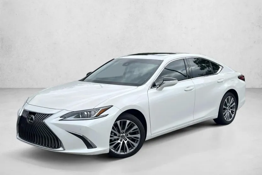 2021 Lexus ES 250 photo 1