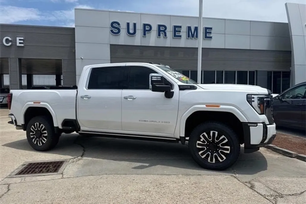 2024 Gmc Sierra HD Denali Ultimate photo 1