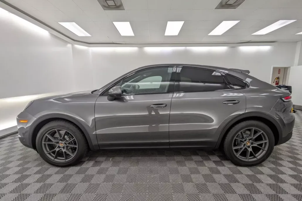 2025 Porsche Cayenne Coupe S photo 1